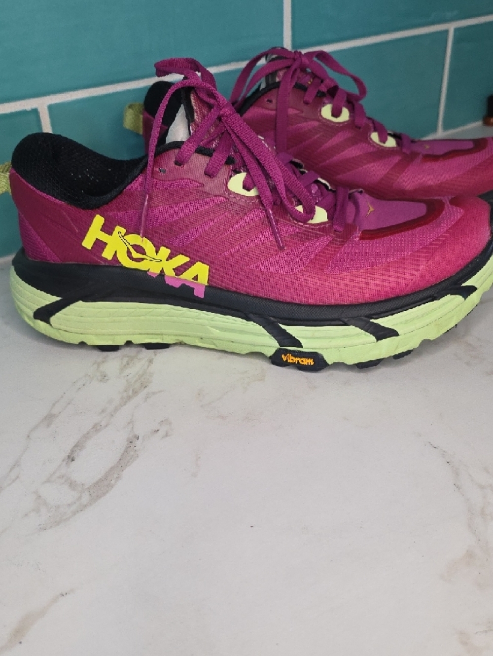 Hoka Women's FESTIVAL FUCHSIA Trail Running Shoes Size 8 - Picture 2 of 11